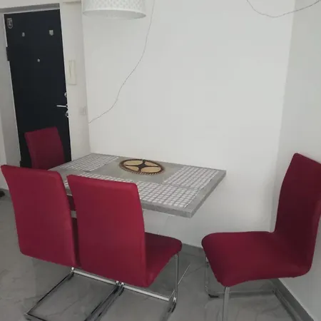 Апартаменти Kata , Centar